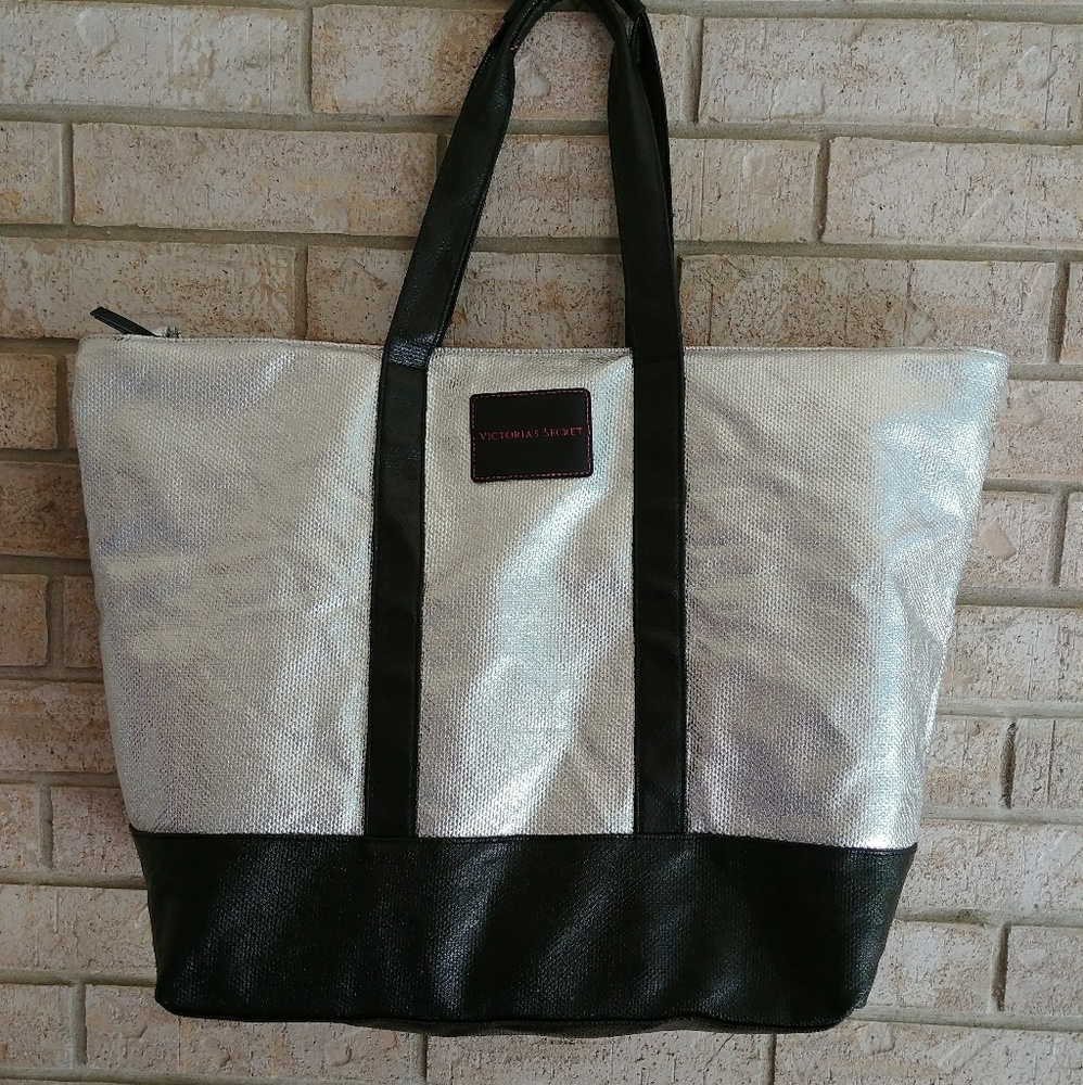 New! Limited Edition Victoria Secret Bag
